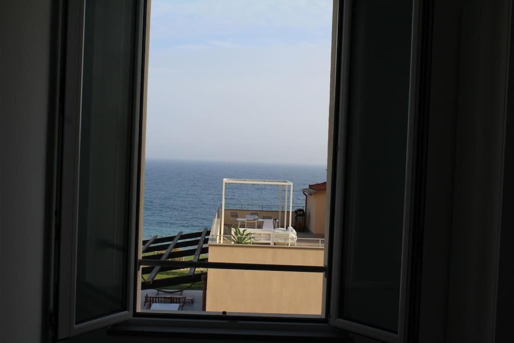 Appartamento Romantico Con Piscina Cervo Exterior photo